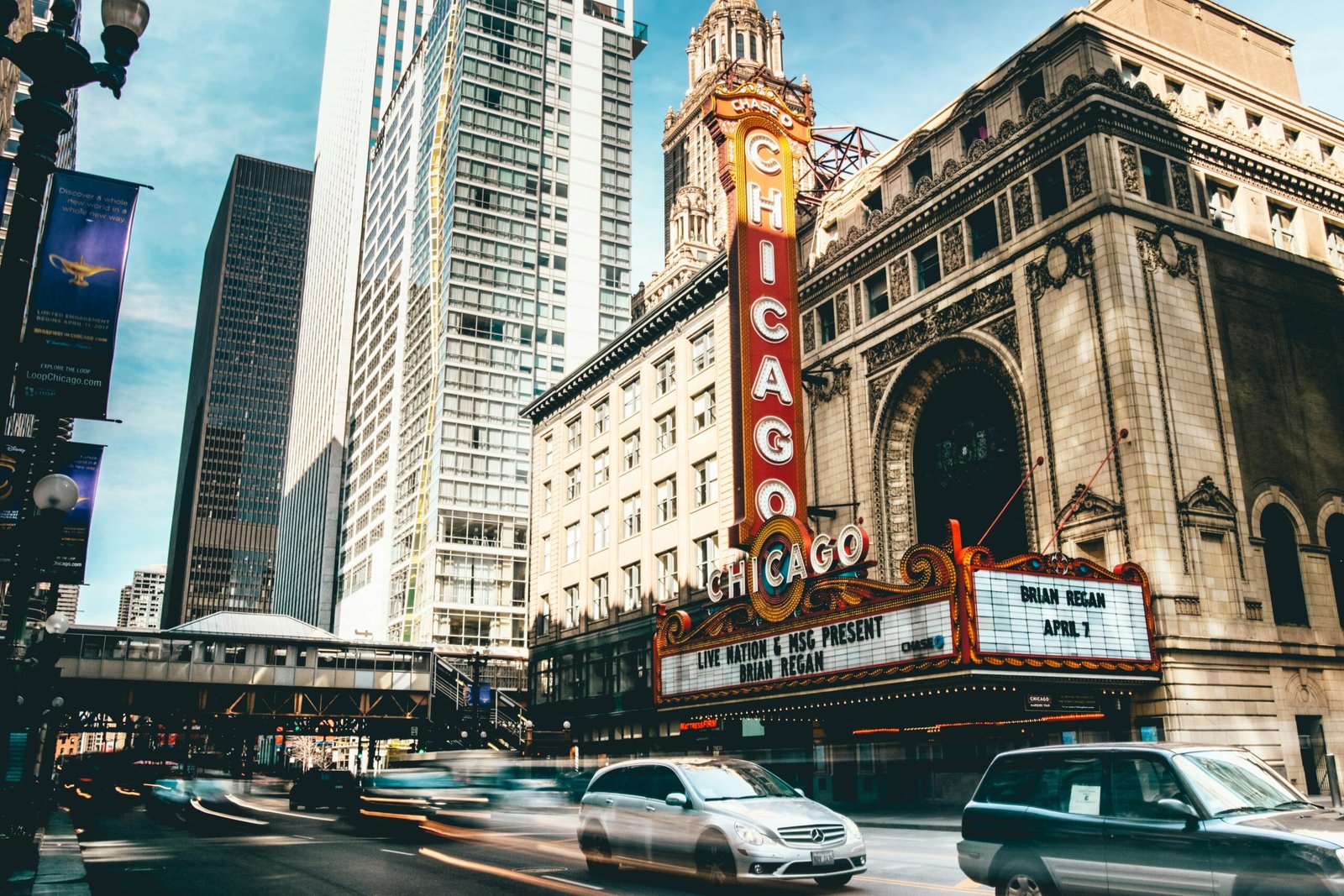 Where to Stay in Chicago: Luxury Hotels and Hidden Gems